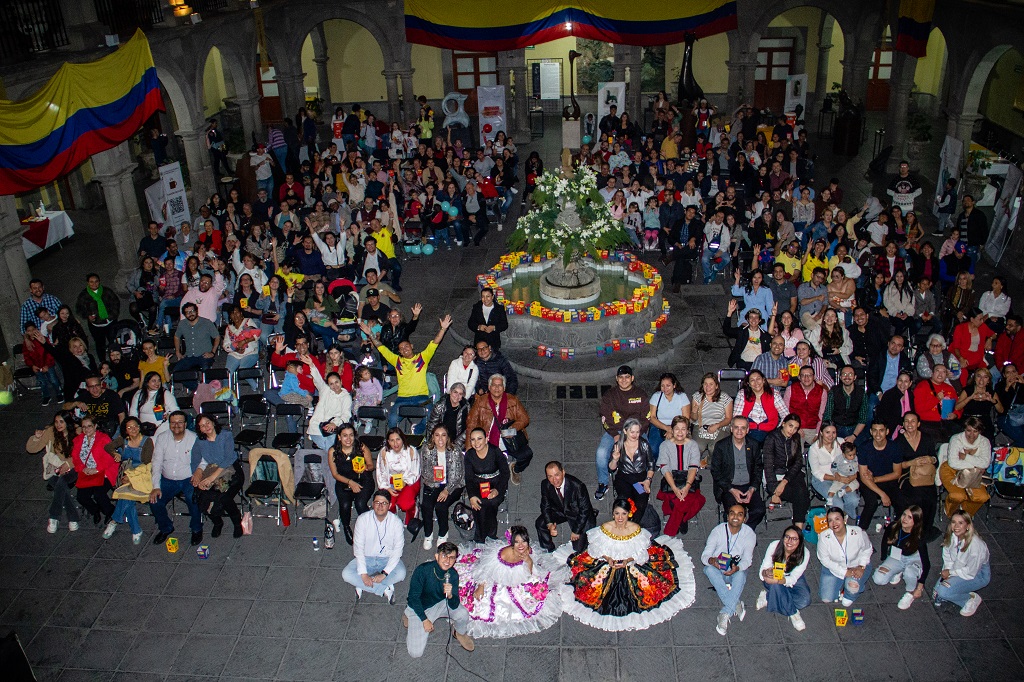 Consulado de Colombia en Guadalajara celebró con los connacionales una “Velada de Luz y Alegría: Día de las Velitas”